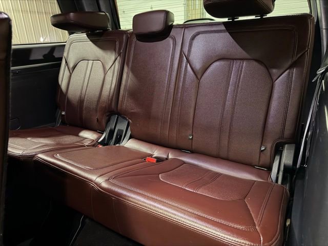 Used 2024 Ford Expedition Limited image 20
