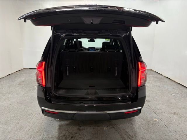 Used 2024 Chevrolet Tahoe LT AWD/4WD image 9