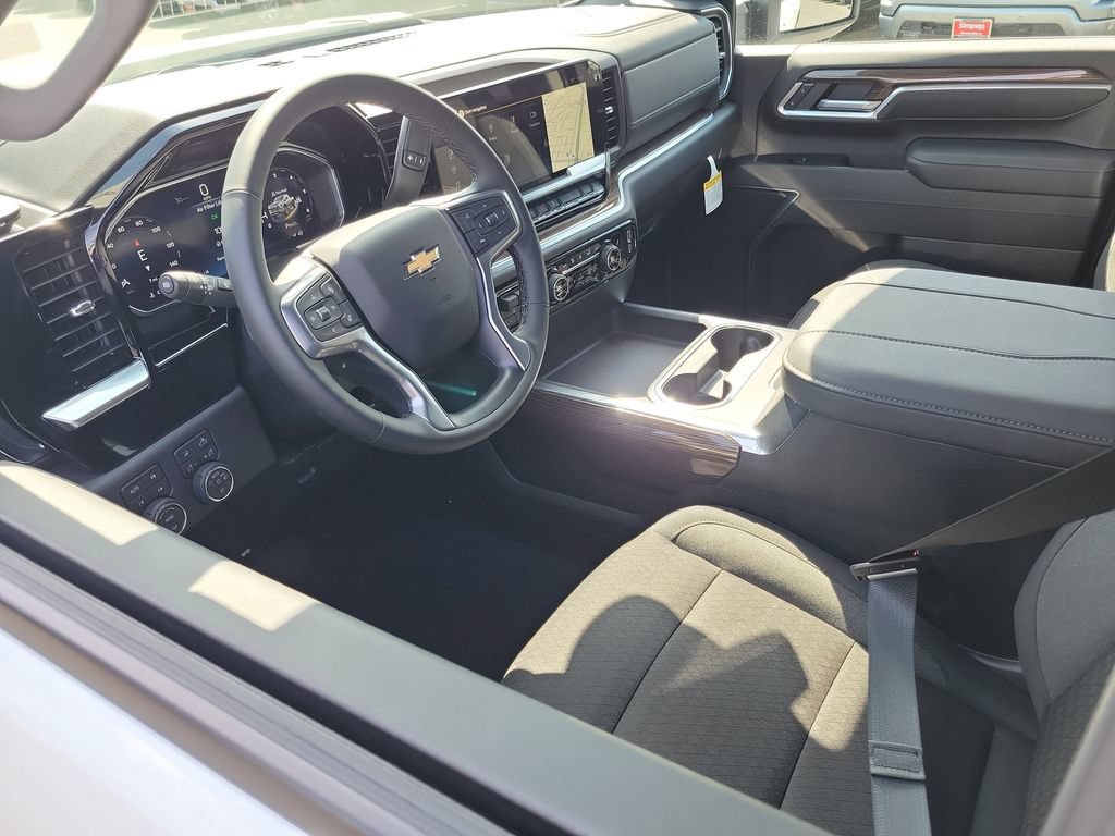 New 2026 Chevrolet Silverado 2500 LT w/ All Star Edition AWD/4WD image 3