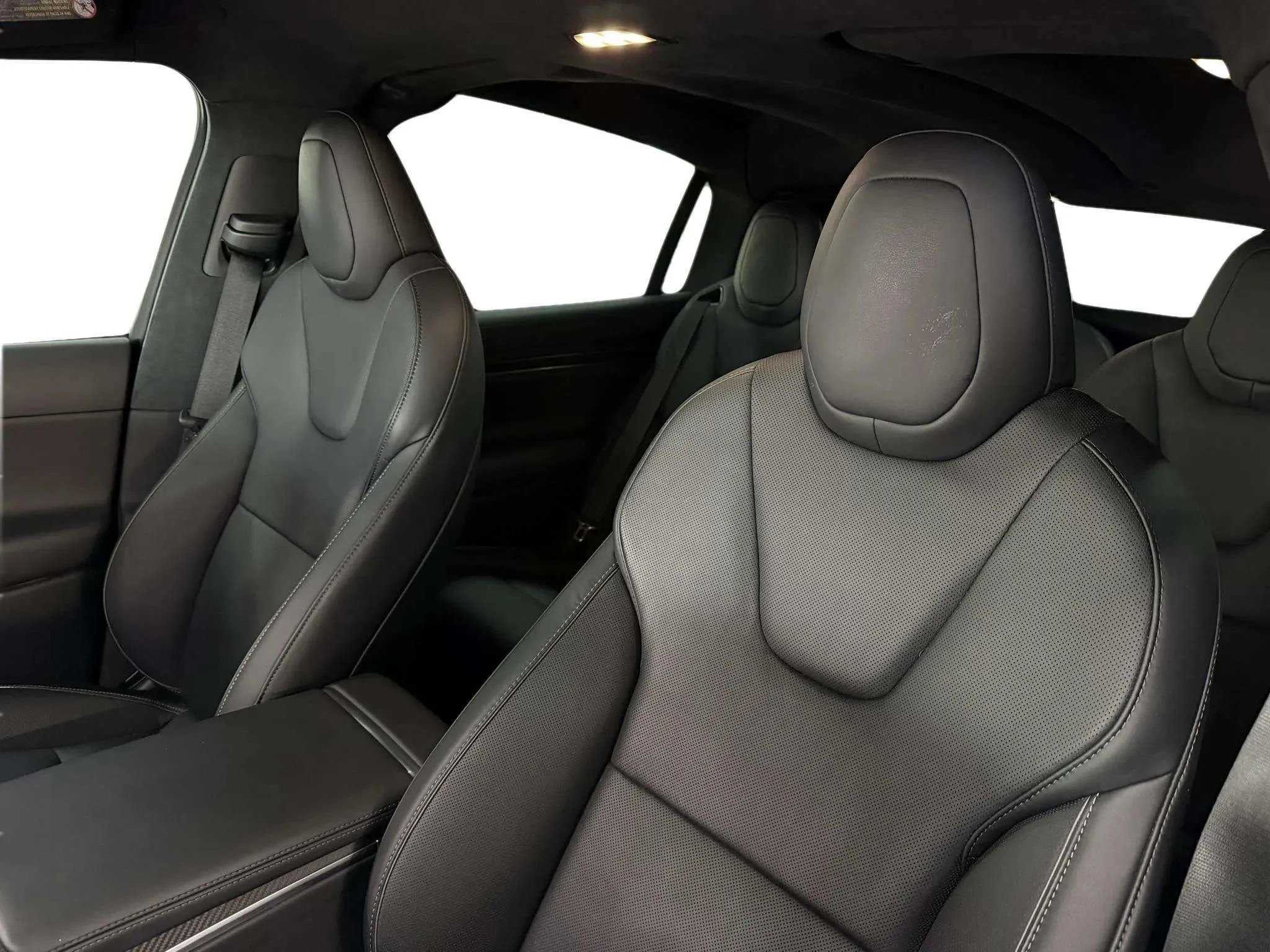 Used 2022 Tesla Model X Plaid image 16