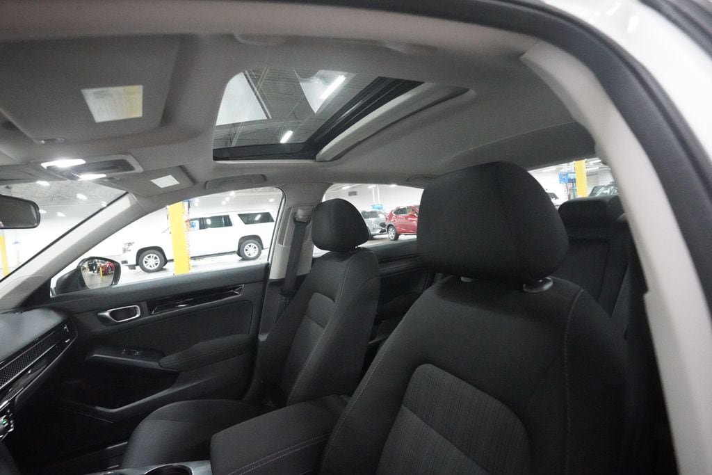 Used 2023 Honda Civic EX image 31