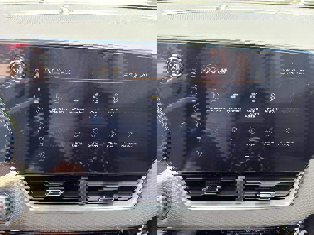 New 2026 Chevrolet Equinox LT w/ Convenience Package II image 17