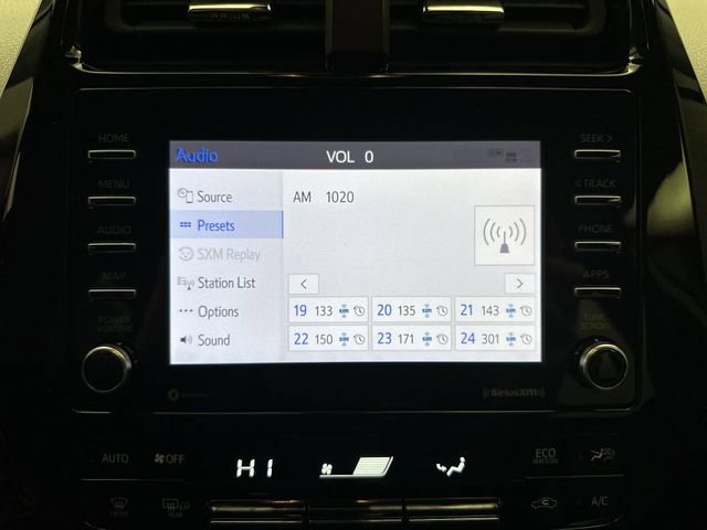 Used 2022 Toyota Prius LE AWD/4WD image 16