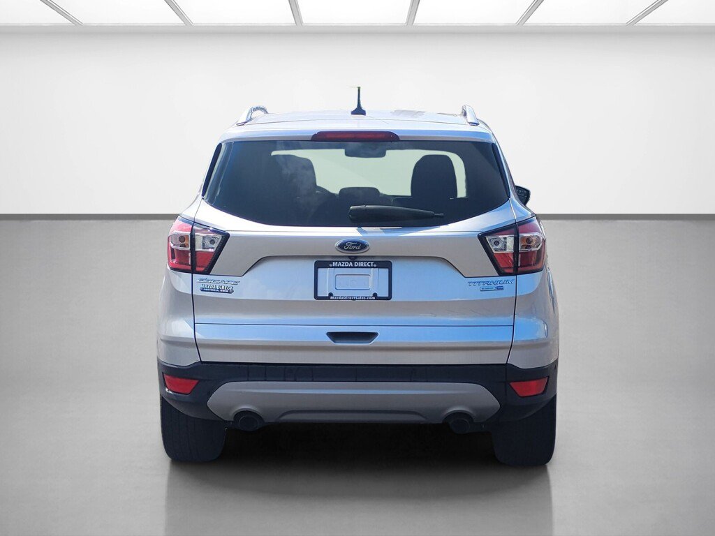 Used 2018 Ford Escape Titanium AWD/4WD image 4