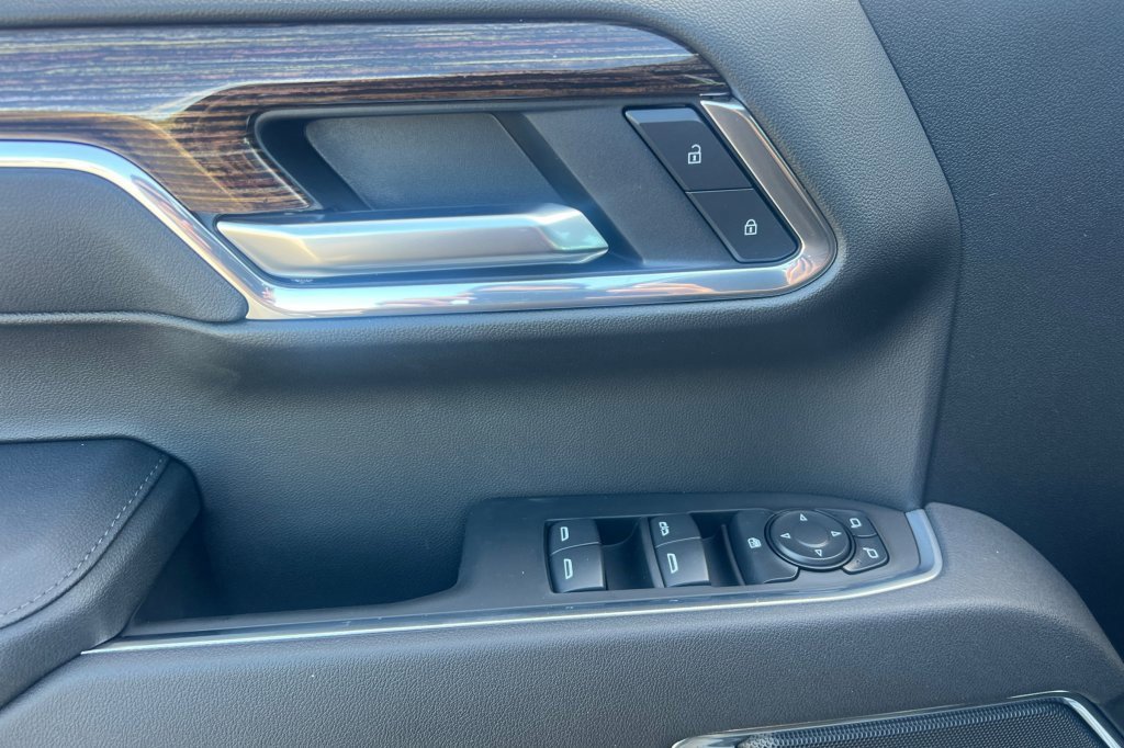 New 2026 GMC Sierra 1500 SLE image 8