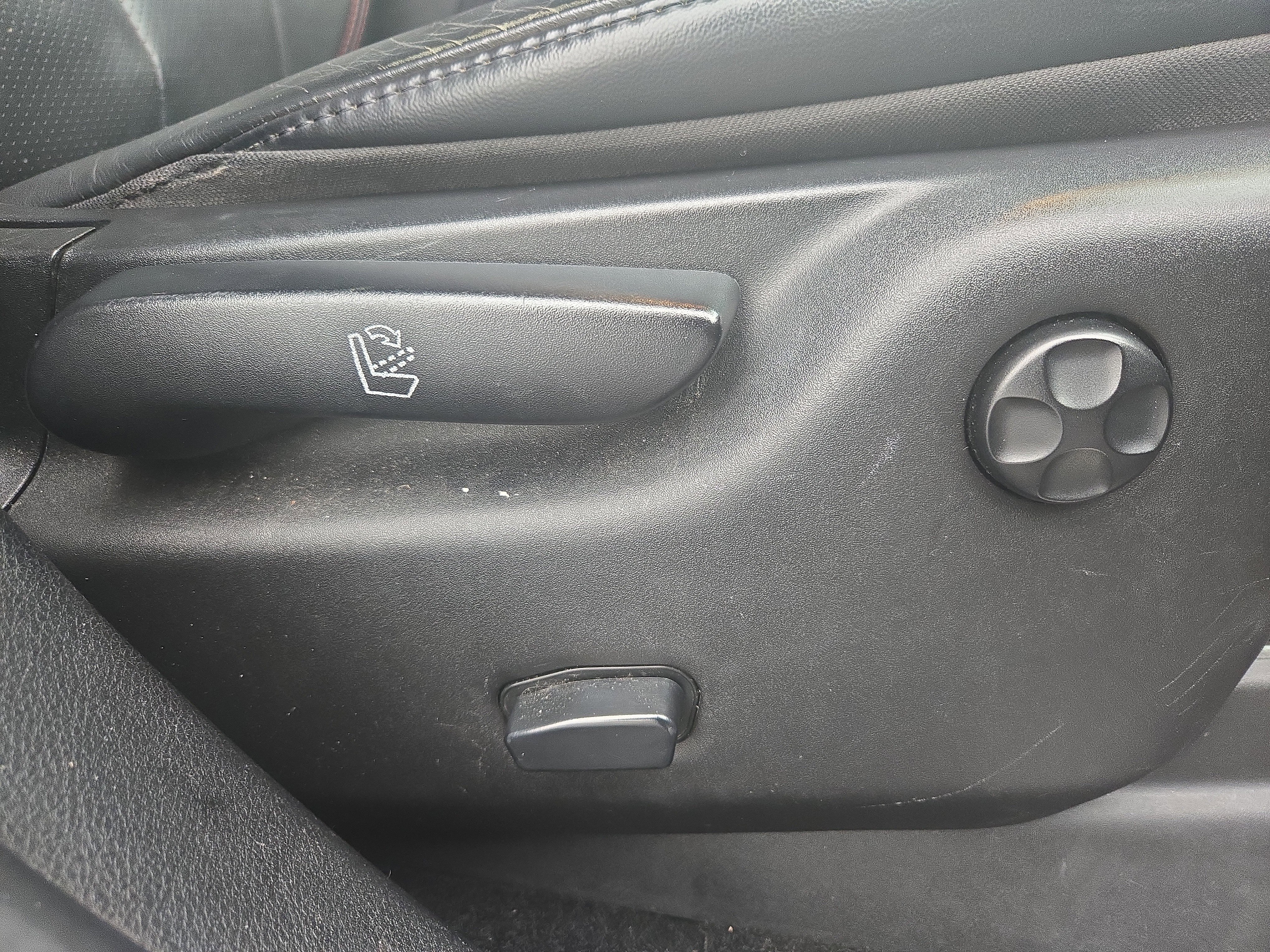 Used 2013 Dodge Durango R/T w/ Leather Interior Group image 27