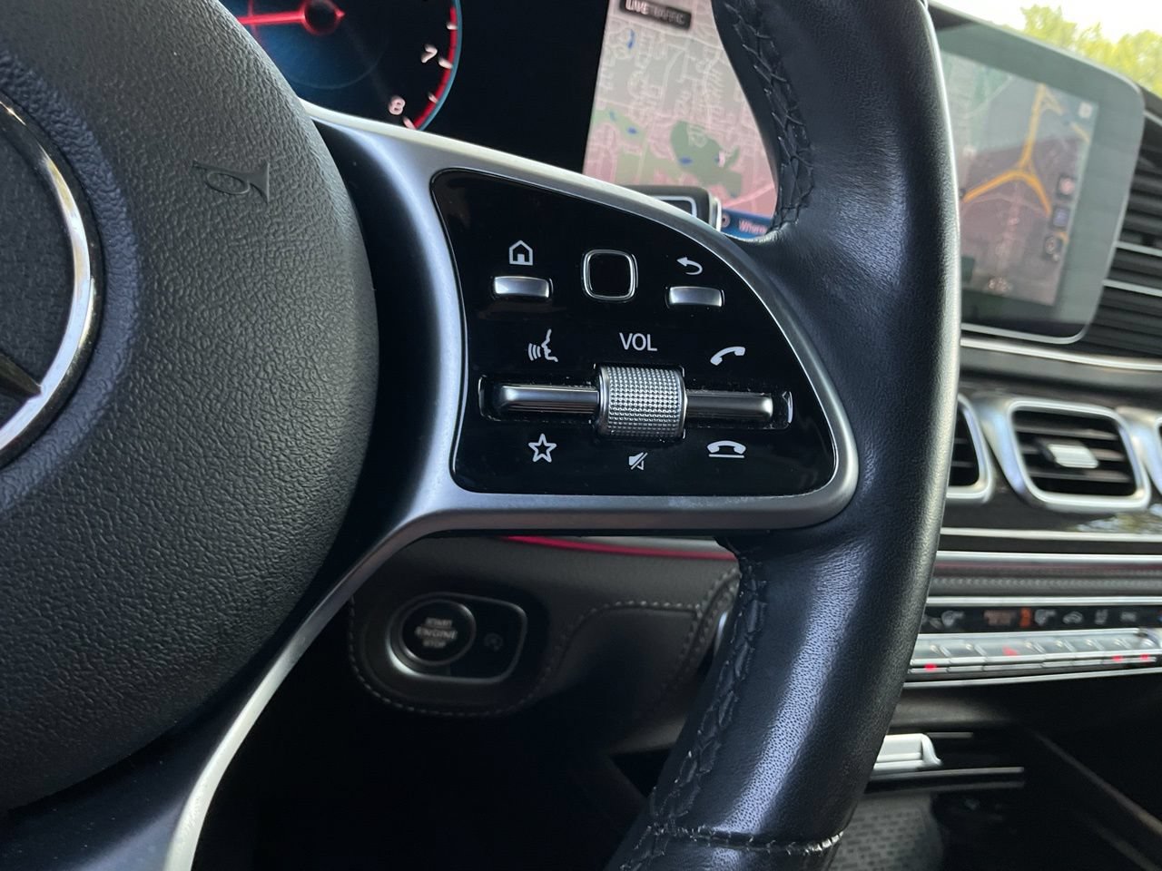 Used 2022 Mercedes-Benz GLE 450 4MATIC image 34