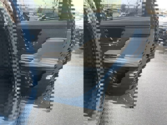 Used 2025 Lincoln Corsair Grand Touring w/ Equipment Group 301A image 20