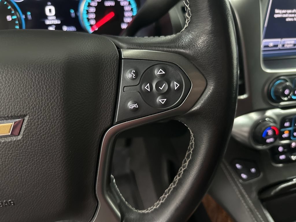 Used 2020 Chevrolet Tahoe Premier AWD/4WD image 16