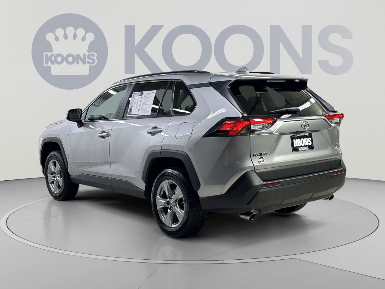 Used 2024 Toyota RAV4 XLE w/ Weather Package AWD/4WD image 18