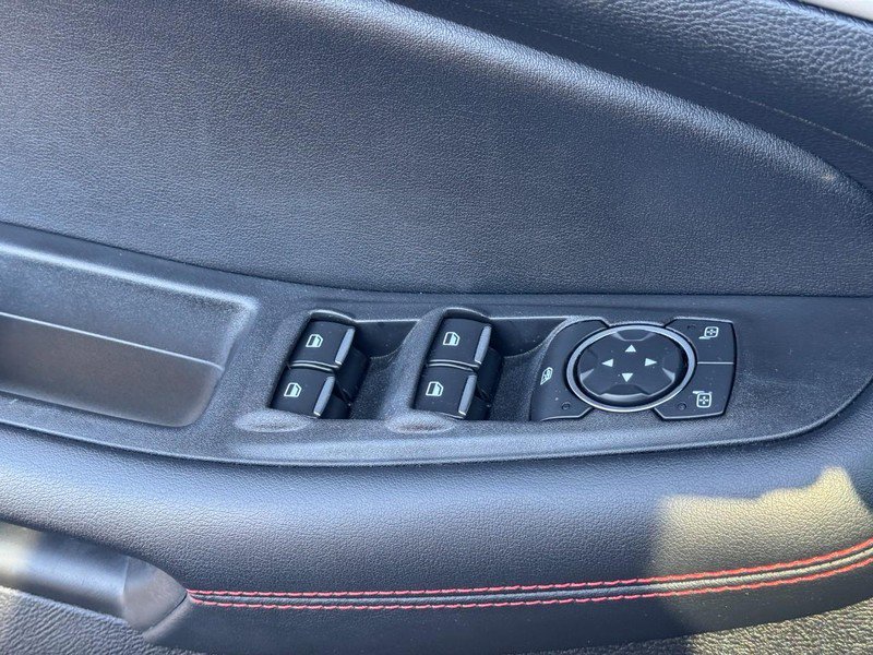 Used 2021 Ford Edge ST-Line FWD image 22