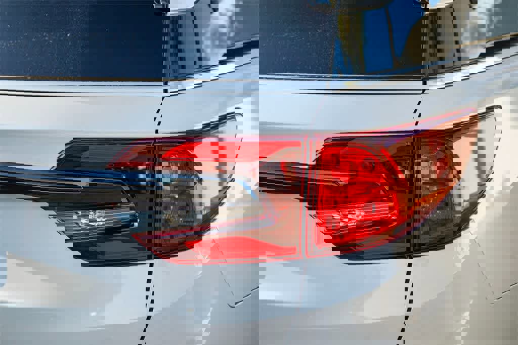 New 2026 Honda Odyssey Elite image 7