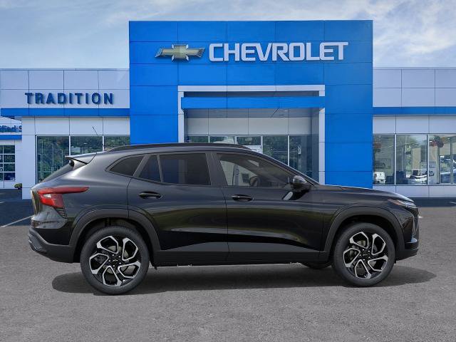 New 2026 Chevrolet Trax RS w/ Sunroof Package FWD image 5