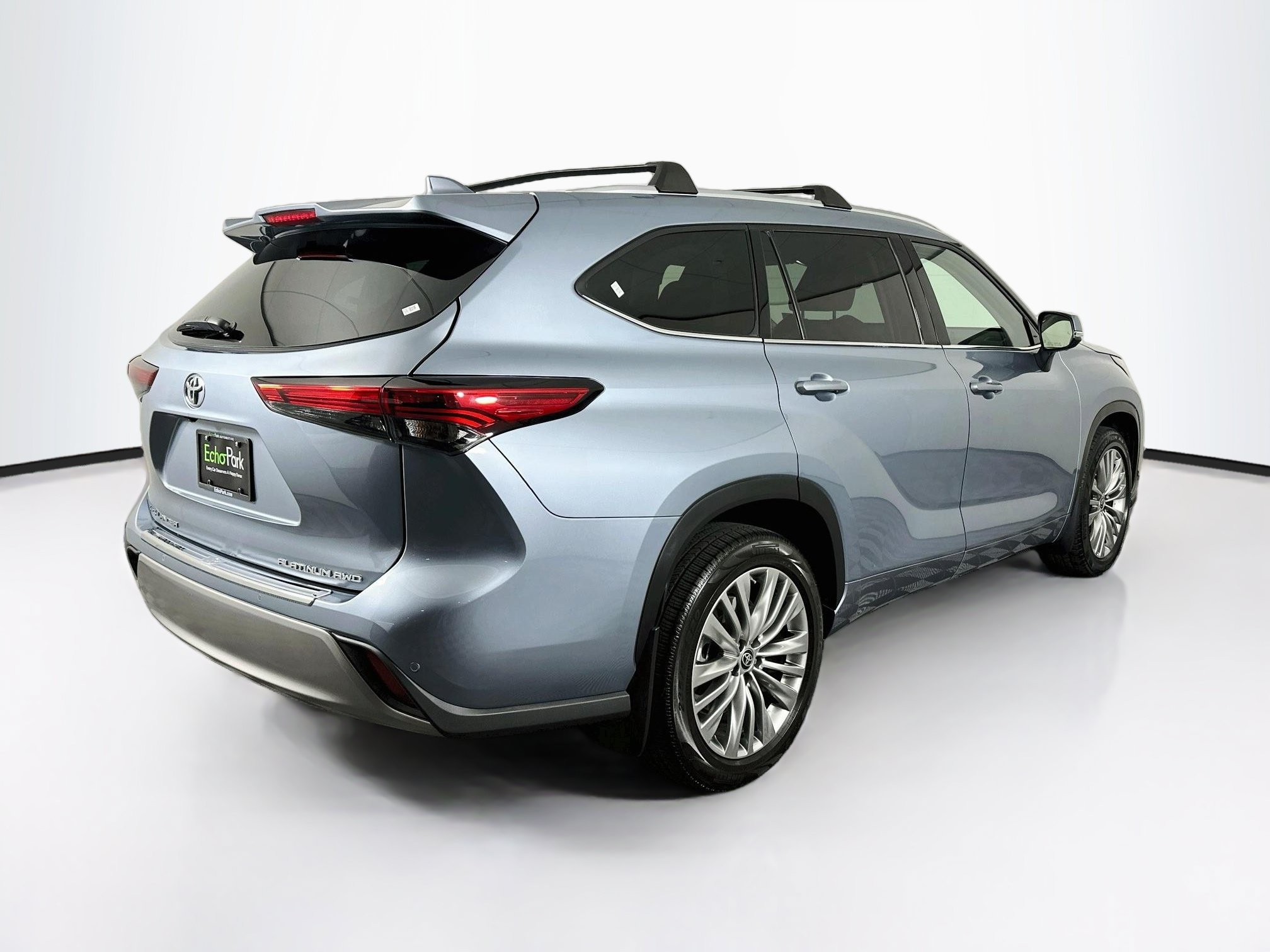 Used 2022 Toyota Highlander Platinum AWD/4WD image 9