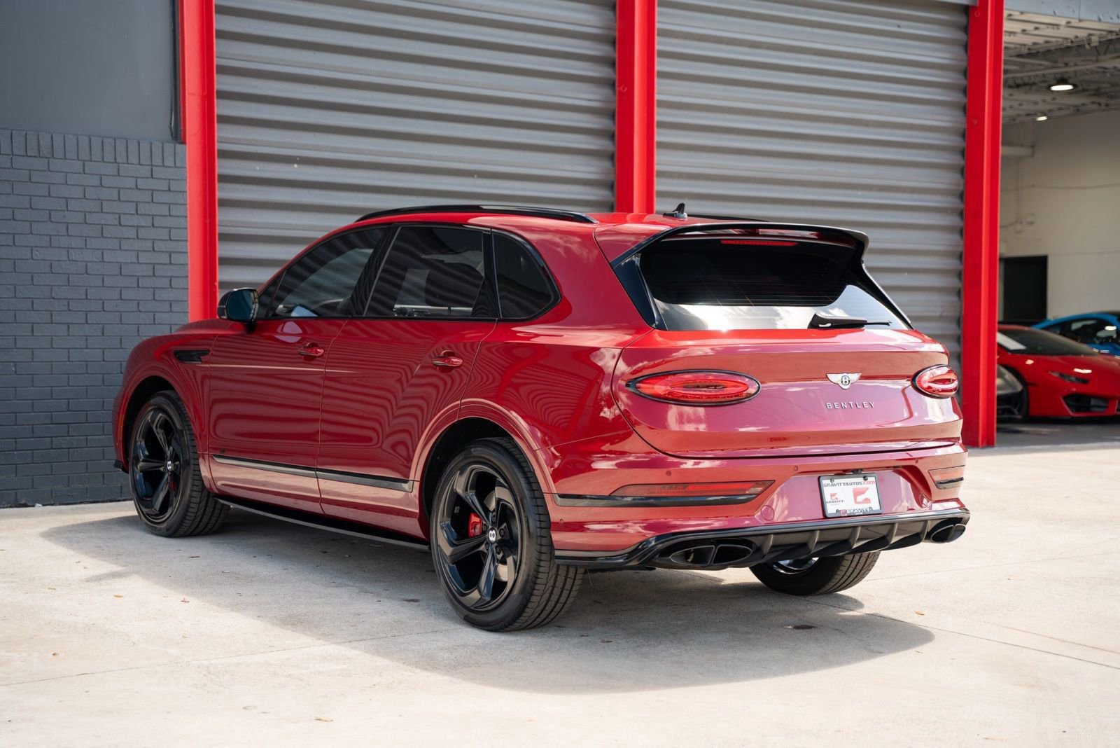 Used 2022 Bentley Bentayga AWD/4WD image 7