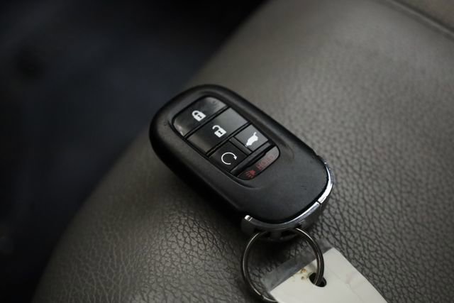 Used 2023 Honda Pilot EX-L image 36