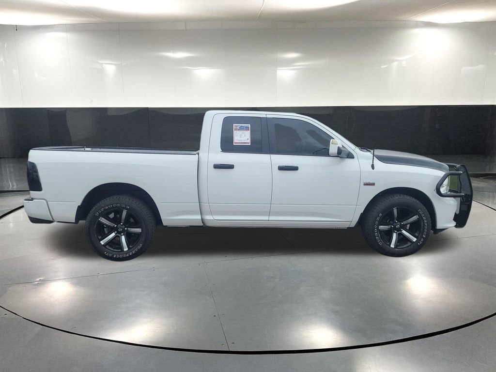 Used 2019 RAM 1500 Express w/ Express Value Package AWD/4WD image 4