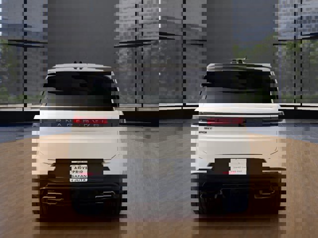 Used 2024 Land Rover Range Rover Sport SE image 4