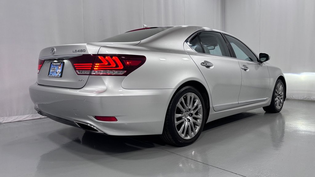 Used 2013 Lexus LS 460 AWD w/ Ultra Luxury Pkg image 5