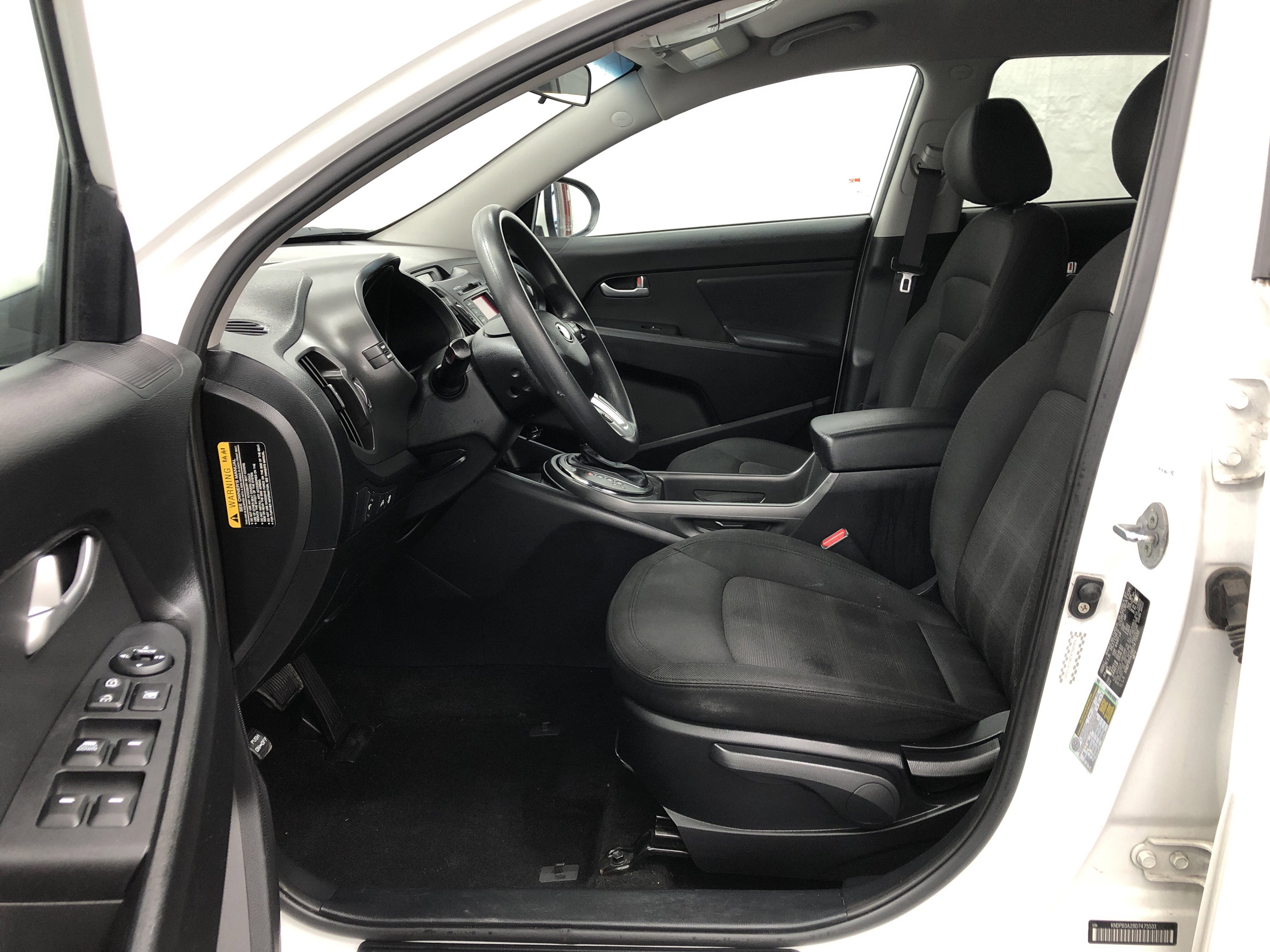 Used 2013 Kia Sportage LX FWD image 11