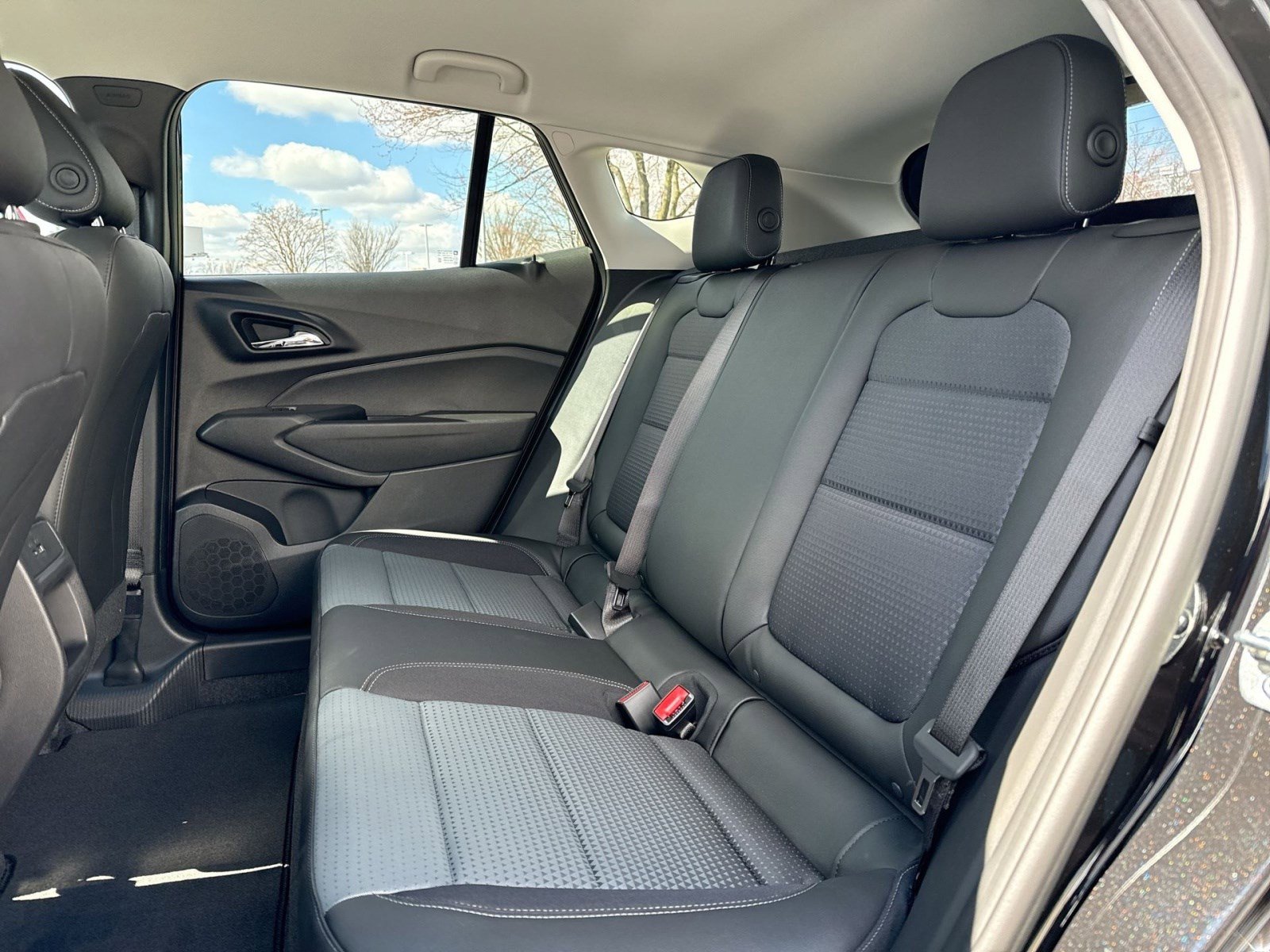 New 2026 Chevrolet Trax LT w/ Driver Confidence Package FWD image 19