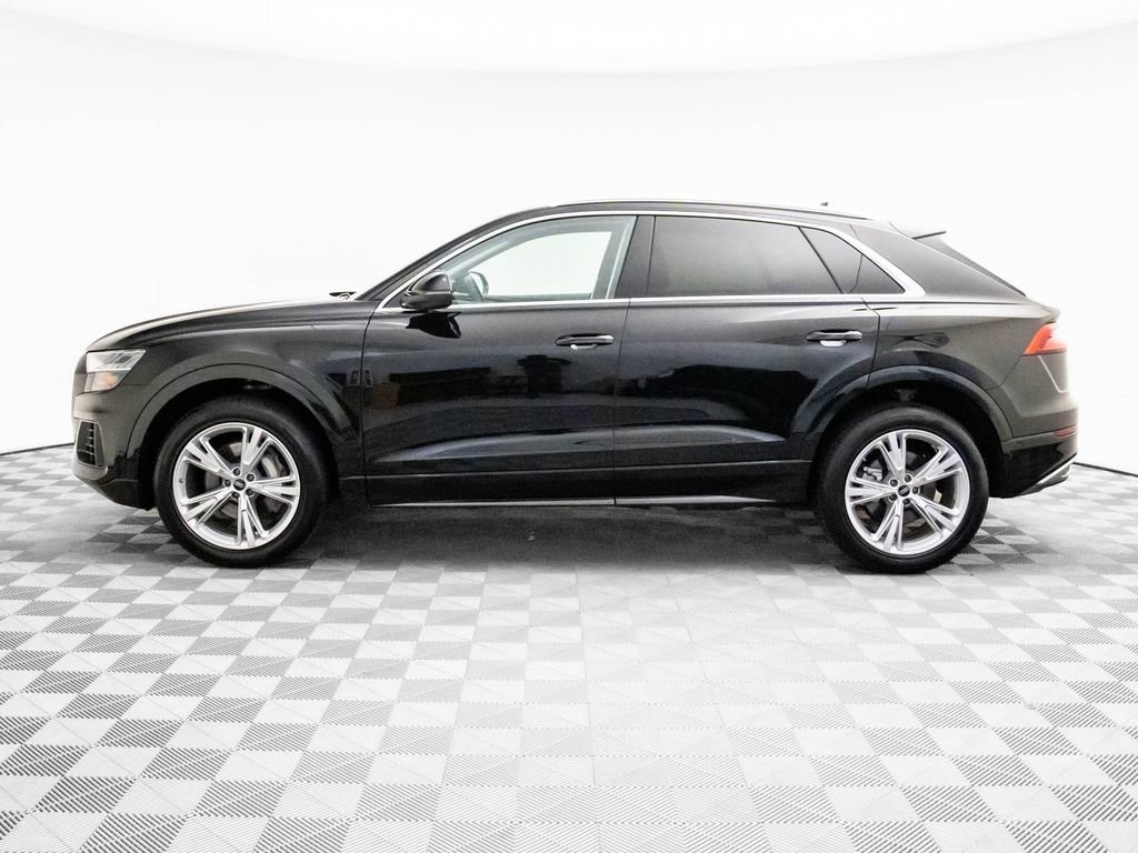 Used 2023 Audi Q8 Premium w/ Convenience Package AWD/4WD image 2