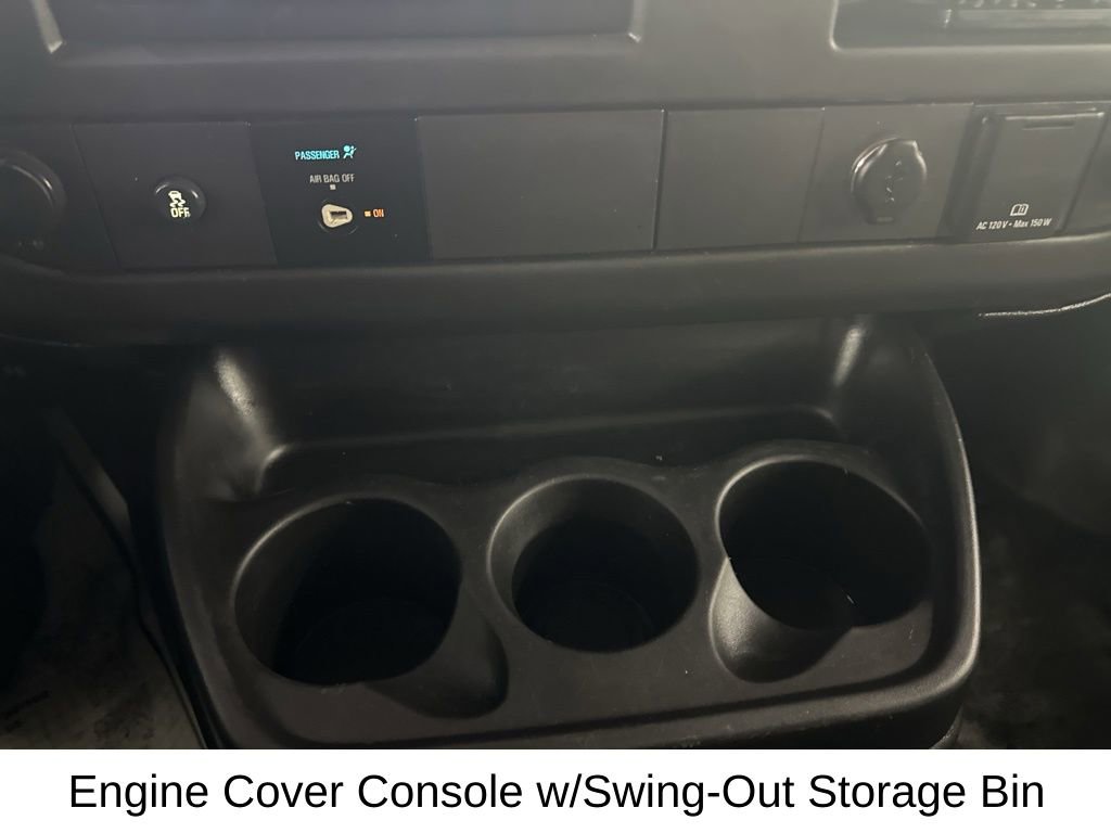 Used 2017 Chevrolet Express 2500 image 40