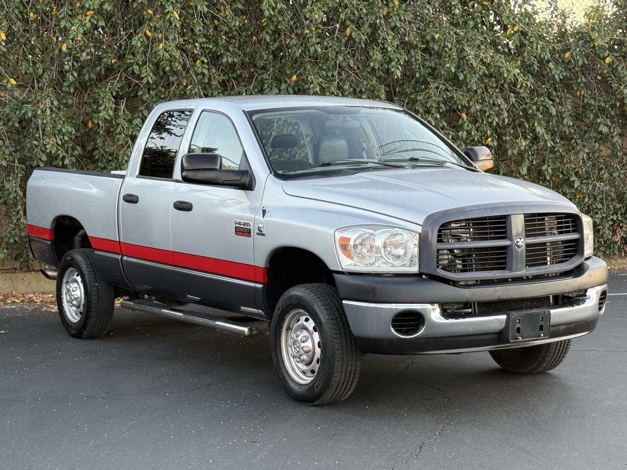 Used 2007 Dodge Ram 2500 Truck ST w/ Trailer Tow Group AWD/4WD image 3