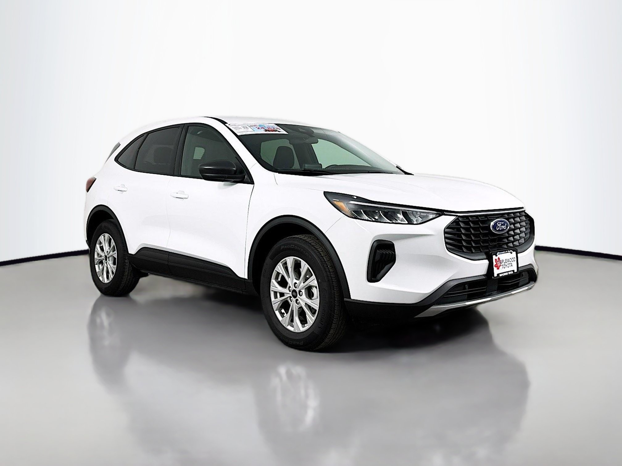Used 2025 Ford Escape Active AWD/4WD image 1
