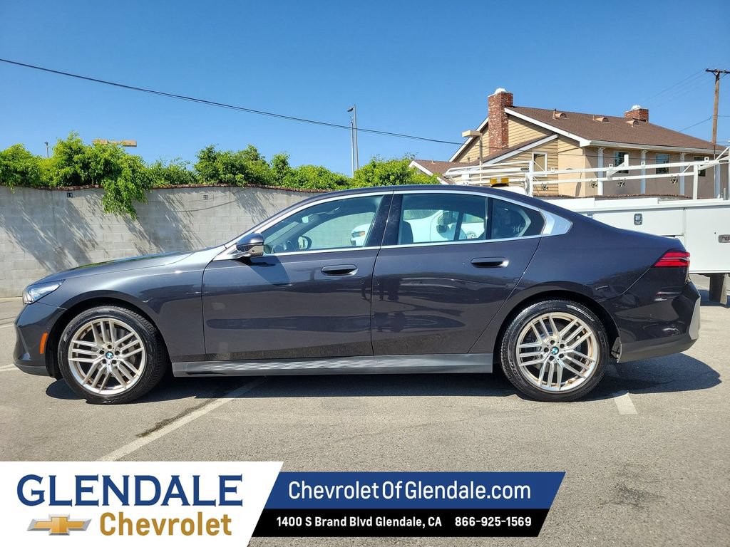 Used 2024 BMW 530i RWD image 14