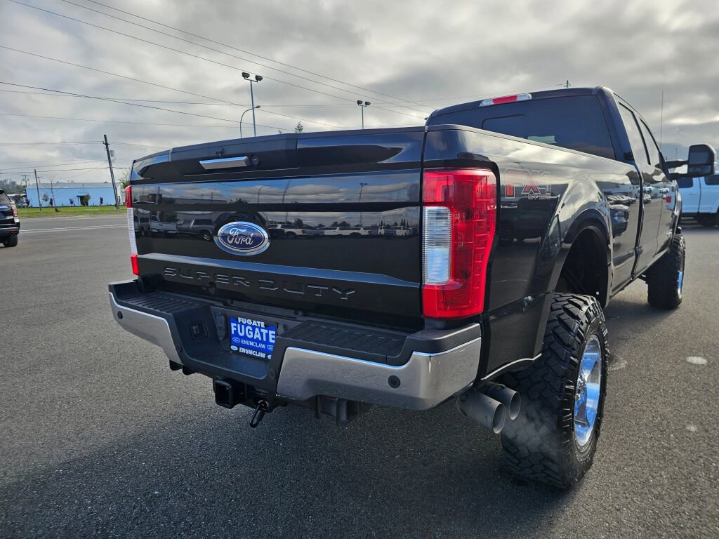 Used 2017 Ford F350 Lariat w/ Chrome Package AWD/4WD image 7