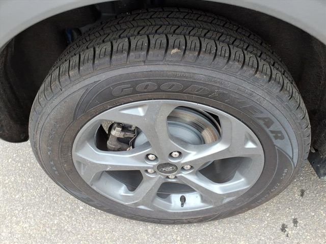 Used 2023 Ford Escape ST-Line image 6