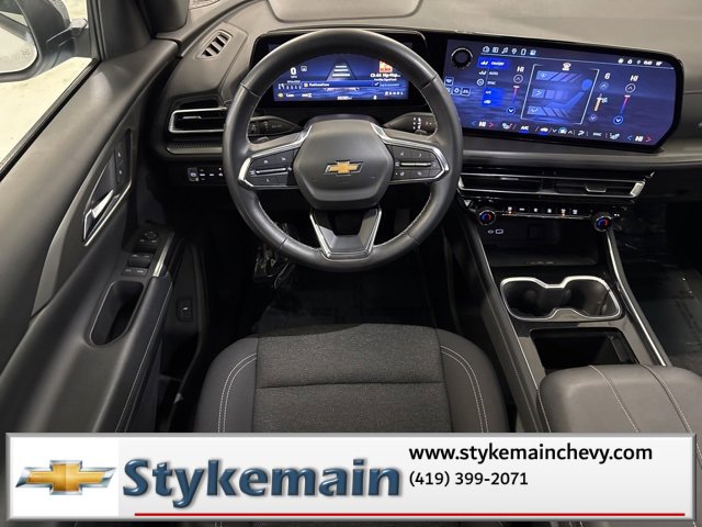 Used 2024 Chevrolet Traverse LT image 5