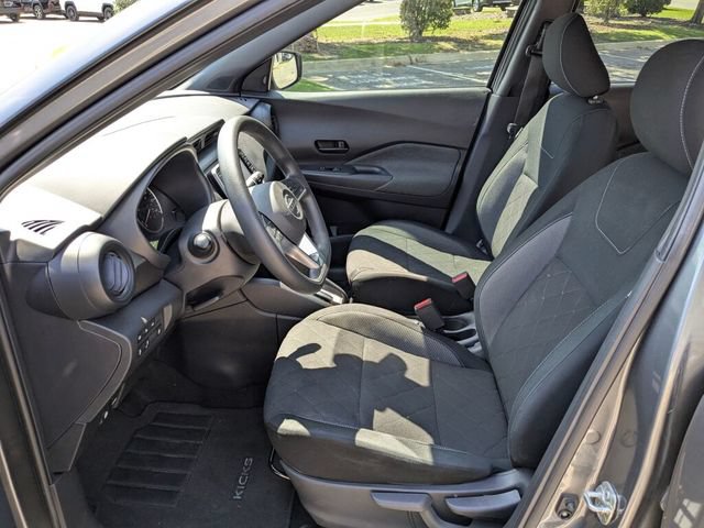 Used 2020 Nissan Kicks S FWD image 22