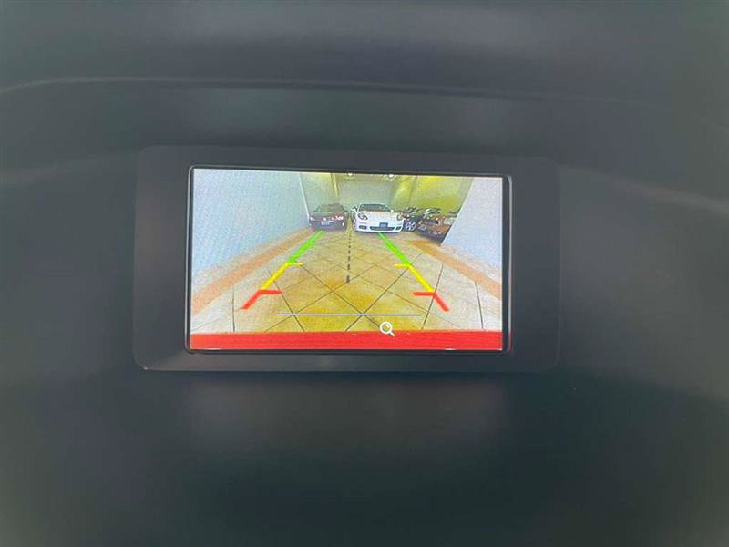 Used 2015 Ford Focus SE FWD image 85