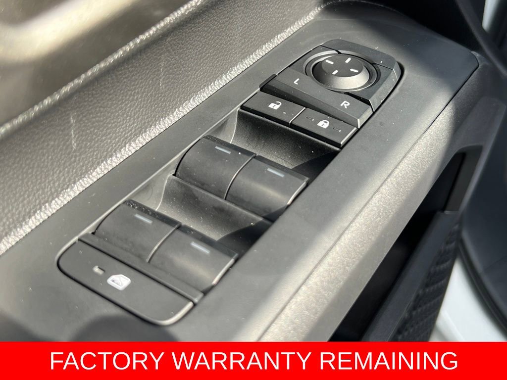 Certified 2025 Toyota Tacoma TRD Off-Road image 40