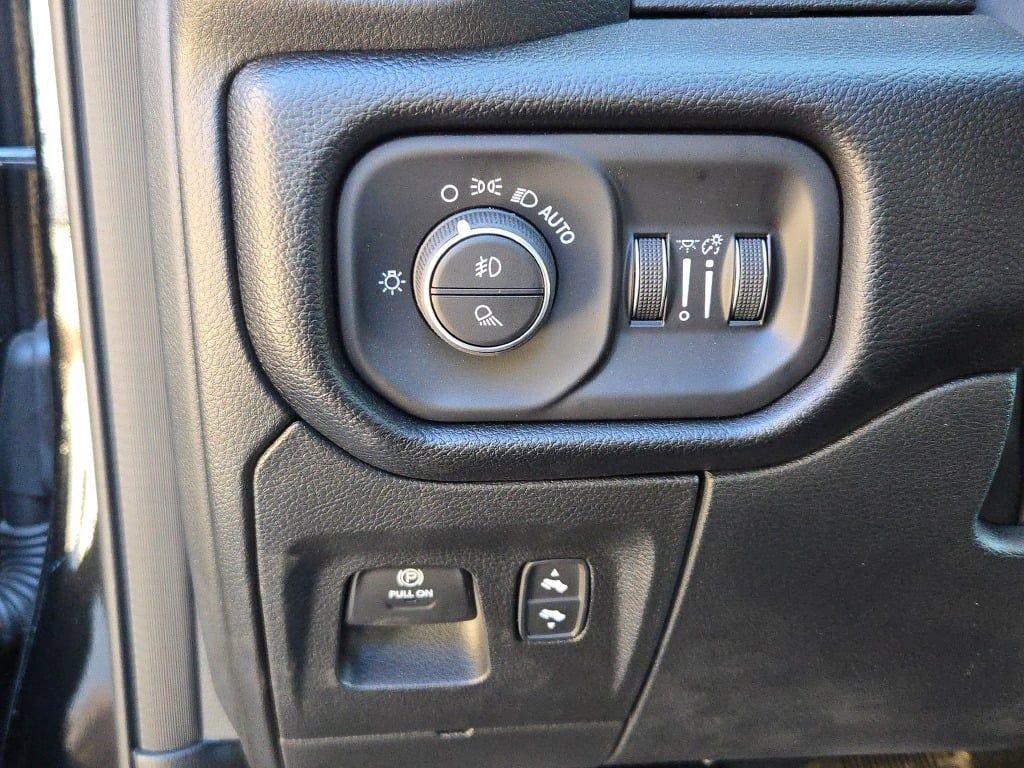 New 2026 RAM 1500 Big Horn image 28