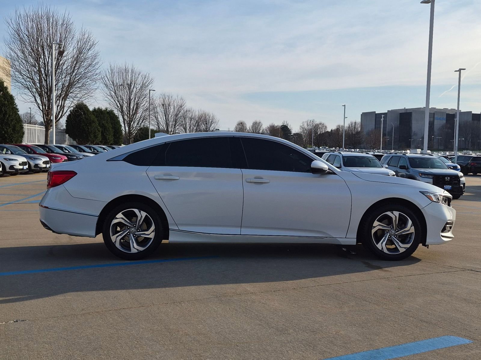 Certified 2018 Honda Accord EX-L image 6