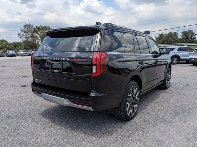 New 2026 Ford Expedition Platinum w/ Platinum Ultimate Package AWD/4WD image 4