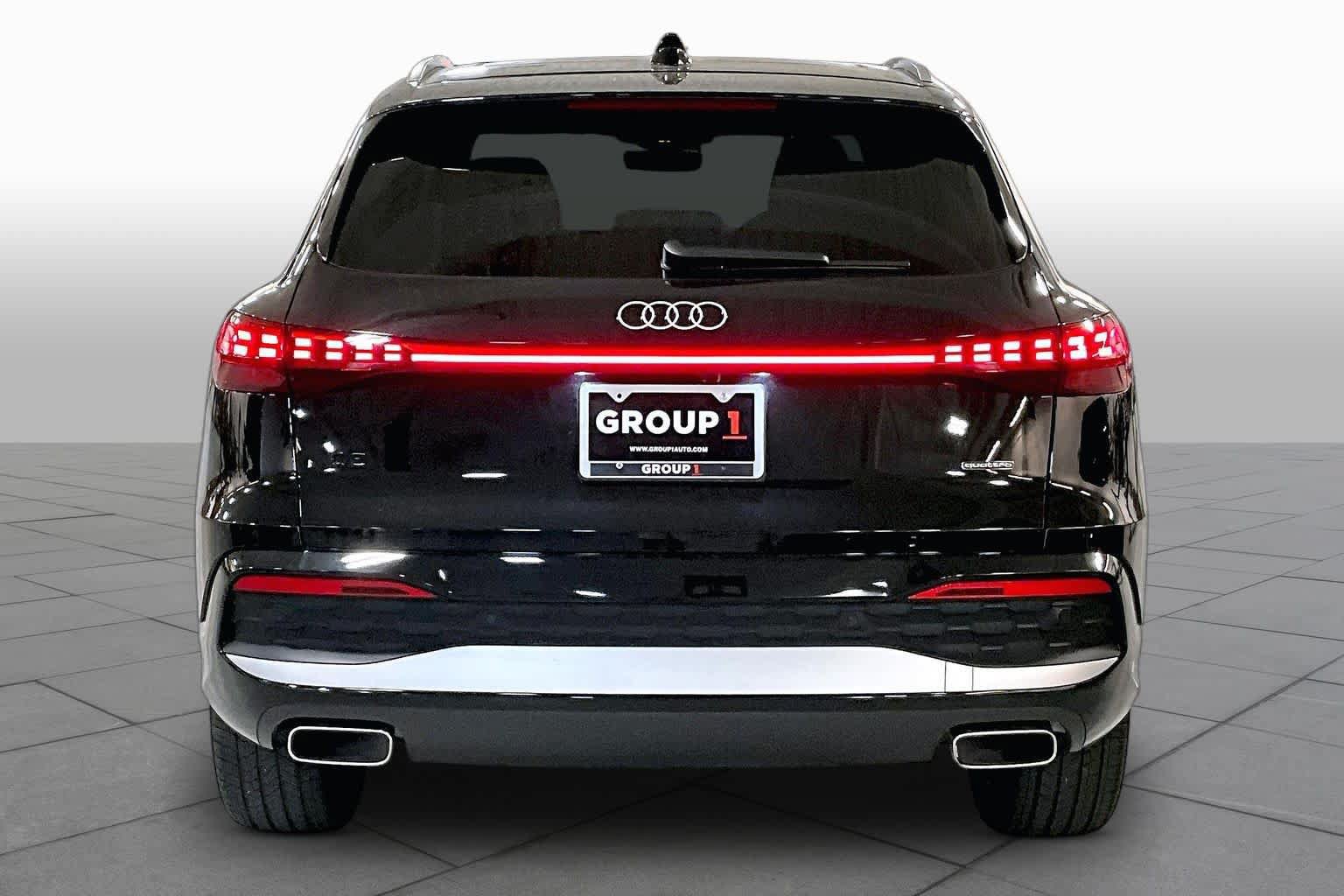Certified 2025 Audi Q5 Premium Plus w/ Premium Plus AWD/4WD image 5