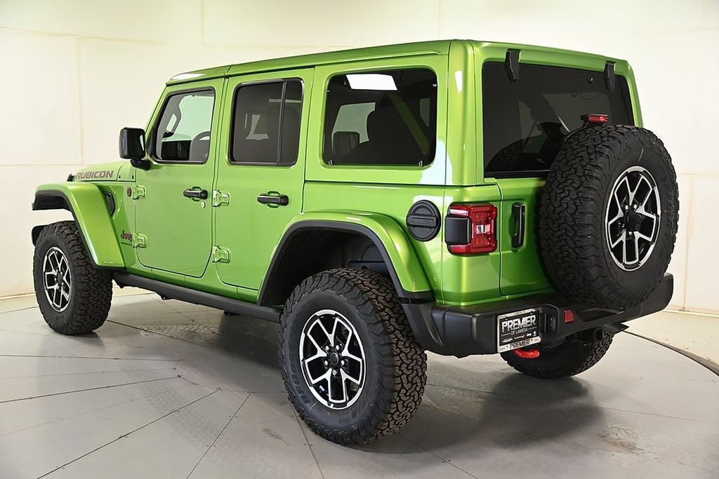New 2025 Jeep Wrangler Unlimited Rubicon w/ Convenience Group AWD/4WD image 8