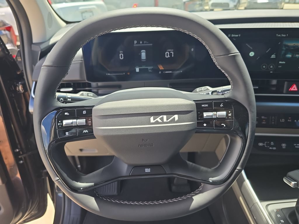 New 2027 Kia Carnival FWD image 28