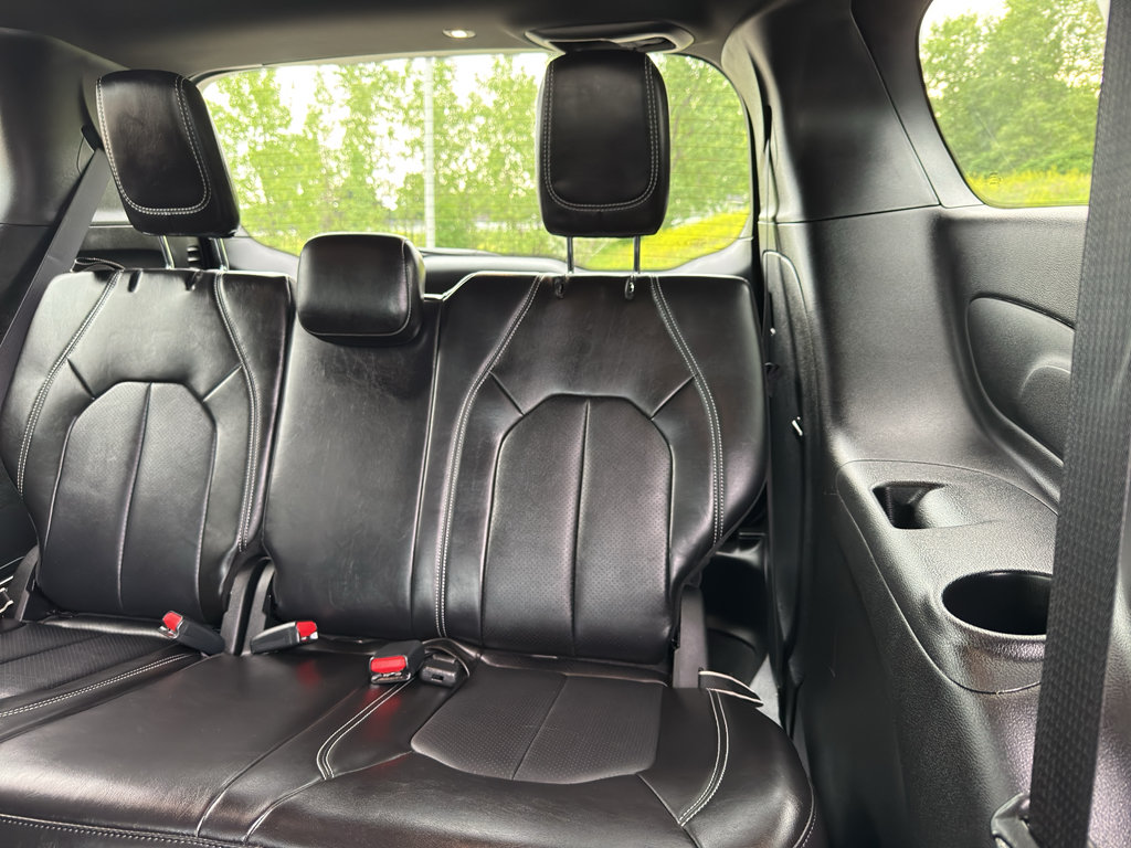 New 2026 Chrysler Pacifica Select FWD image 34