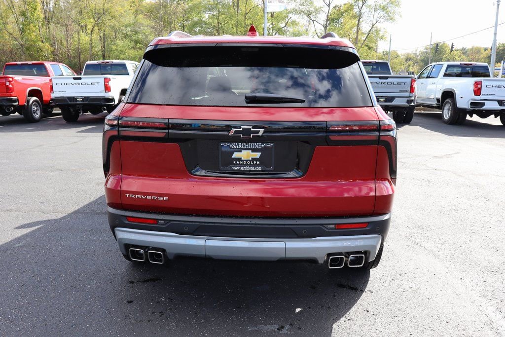 New 2026 Chevrolet Traverse LT w/ Driver Confidence Package image 32