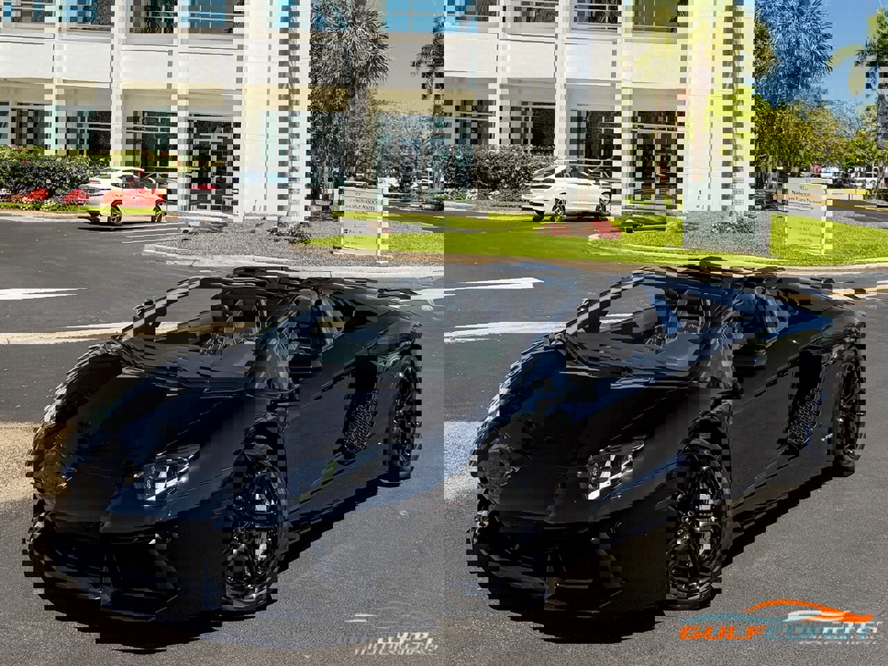 Used 2016 Lamborghini Aventador LP 700-4 image 9