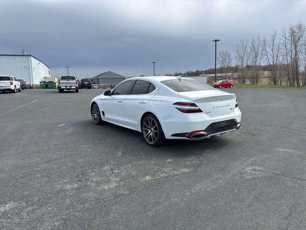Used 2022 Genesis G70 3.3T image 5