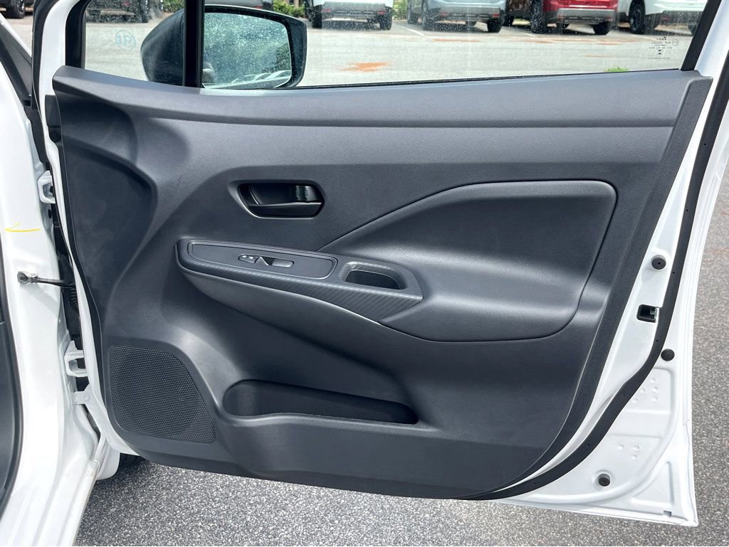 New 2025 Nissan Versa S w/ Trunk Package FWD image 5