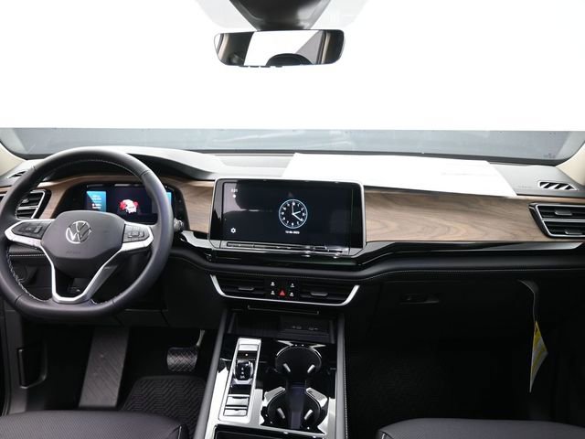 New 2026 Volkswagen Atlas SE image 25