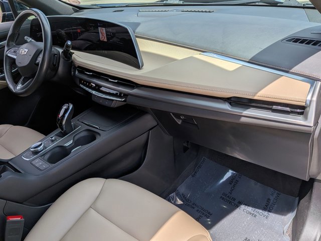 Used 2024 Cadillac XT4 Luxury FWD image 21