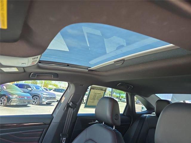 Used 2023 Volkswagen Jetta GLI Autobahn w/ GLI Black Package image 27